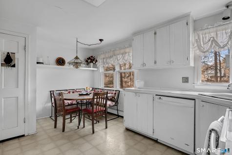 3 Cotswold Way Avon CT 06001