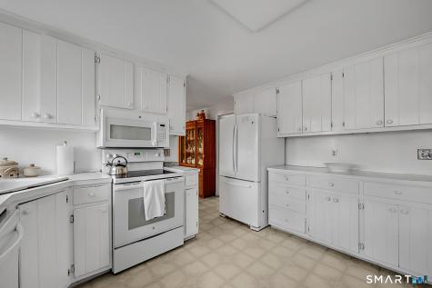 3 Cotswold Way Avon CT 06001