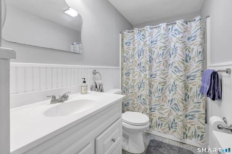 172 Crestview Drive Bridgeport CT 06606