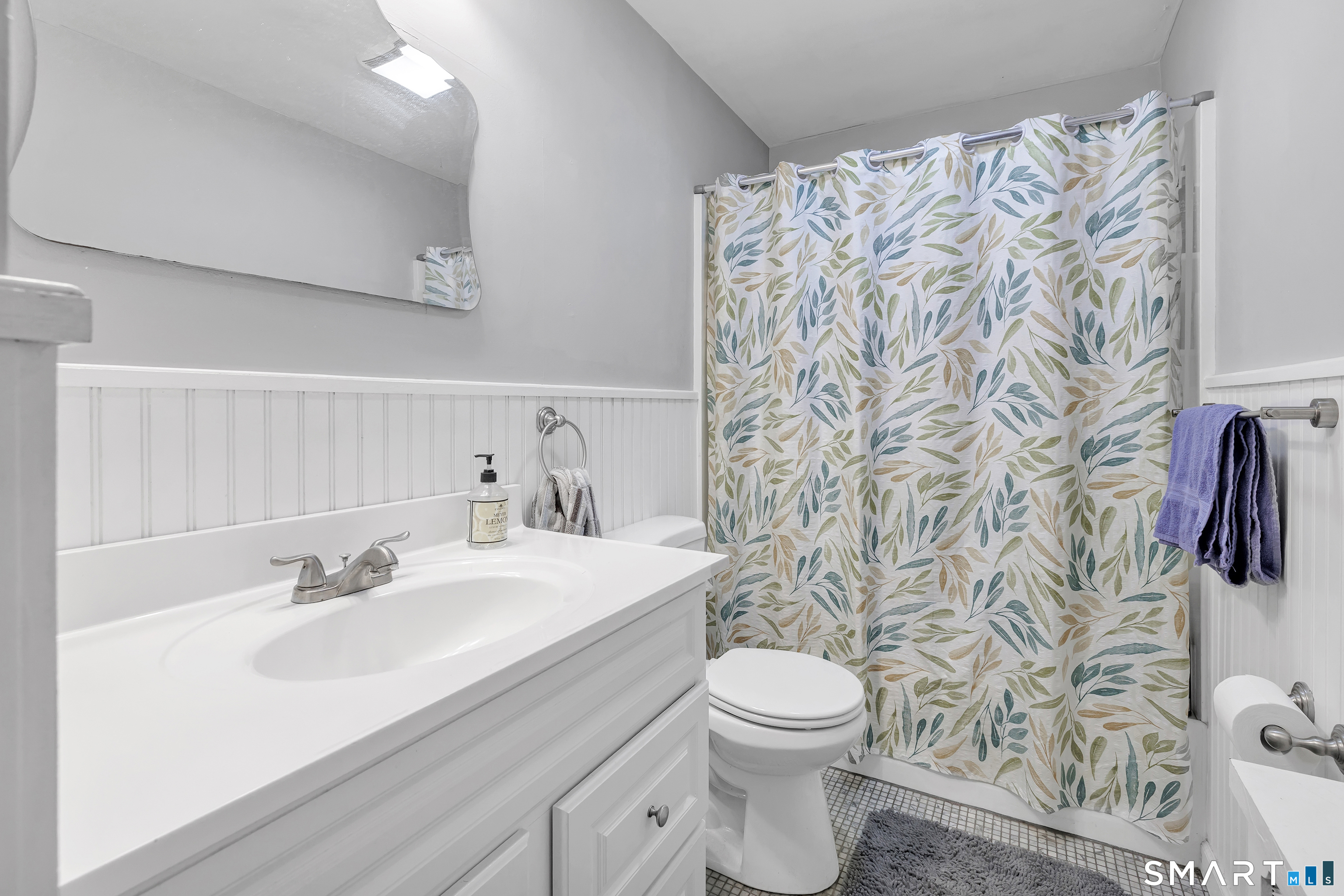 172 Crestview Drive Bridgeport CT 06606