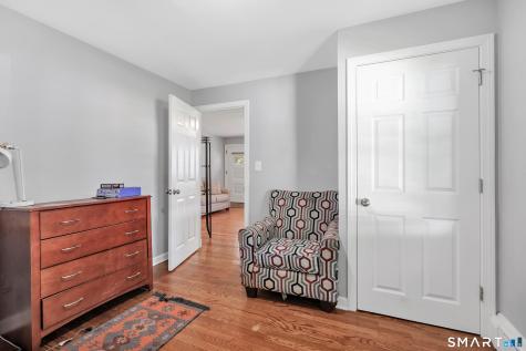172 Crestview Drive Bridgeport CT 06606