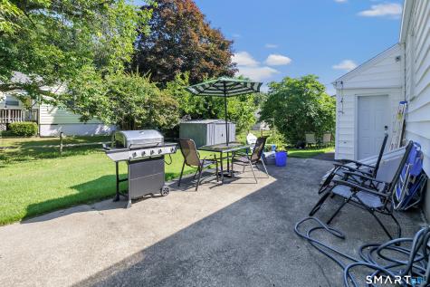 172 Crestview Drive Bridgeport CT 06606