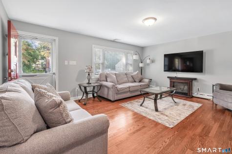 172 Crestview Drive Bridgeport CT 06606