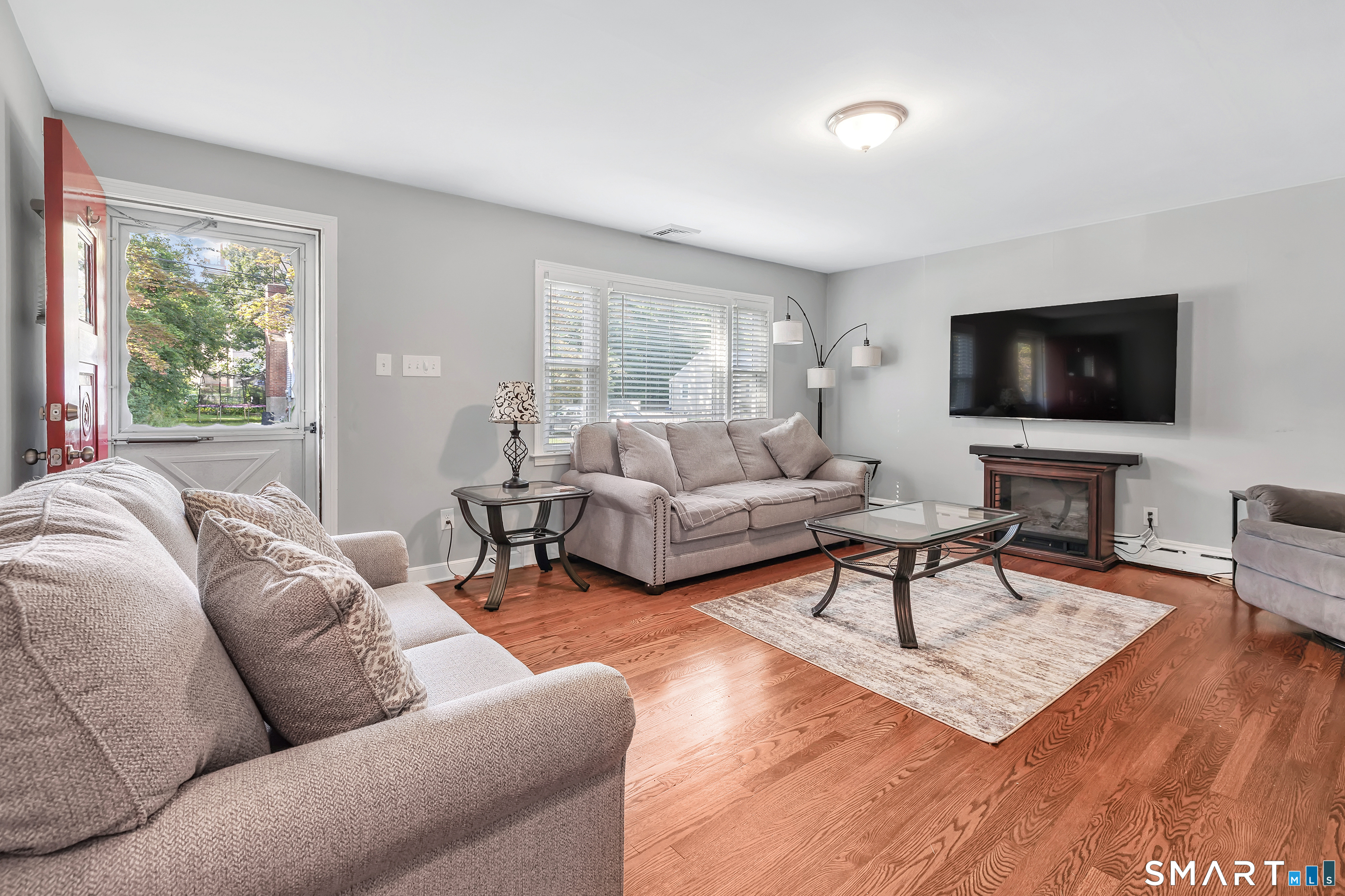 172 Crestview Drive Bridgeport CT 06606