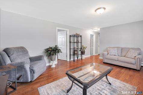 172 Crestview Drive Bridgeport CT 06606
