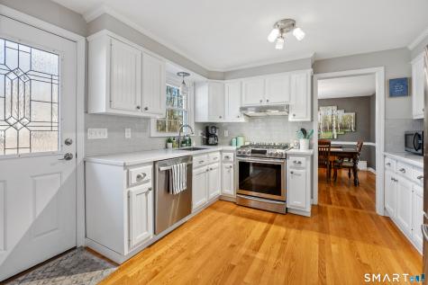 106 Far Horizon Drive Cheshire CT 06410