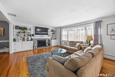 106 Far Horizon Drive Cheshire CT 06410