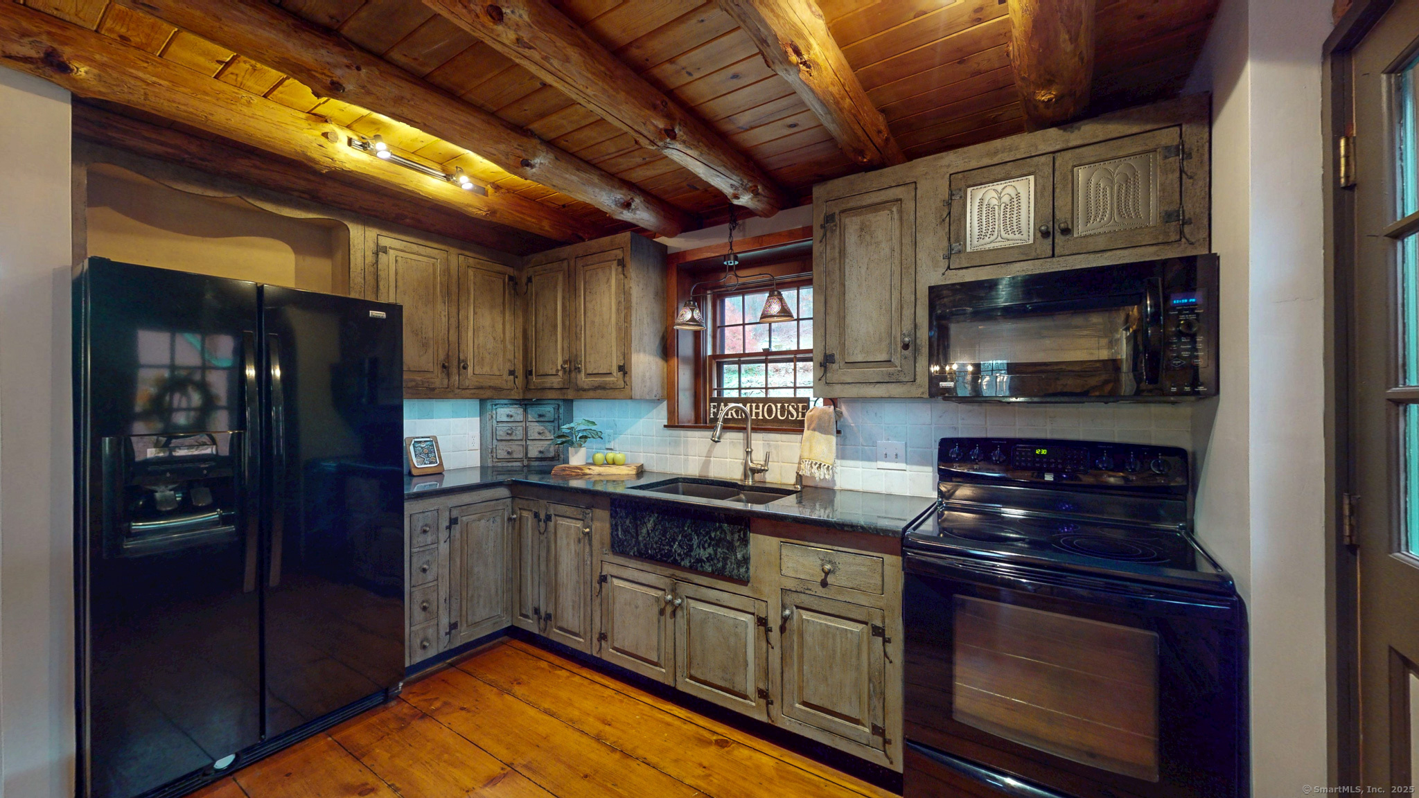 54 Stone House Road Hebron CT 06231