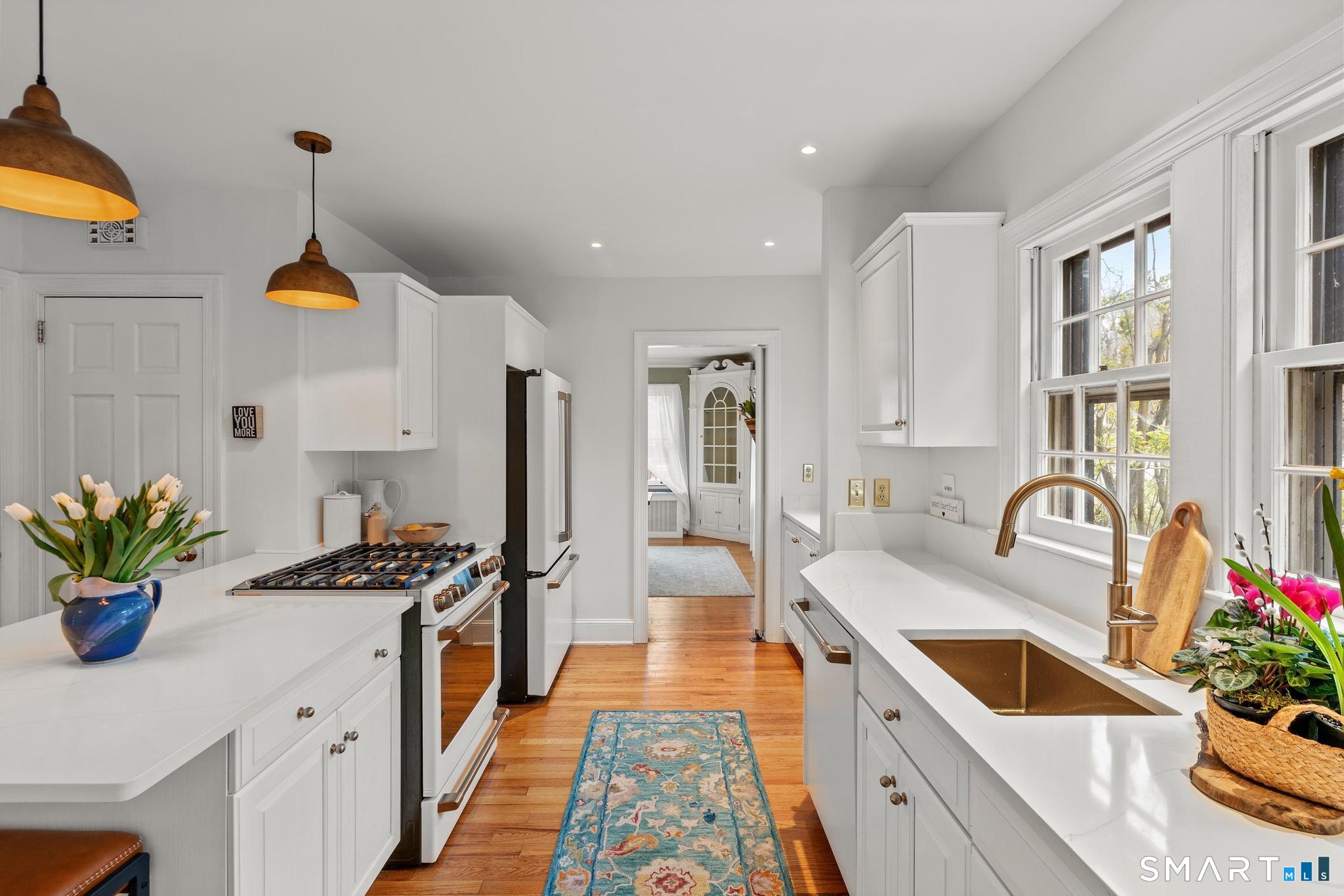 602 Park Road West Hartford CT 06107