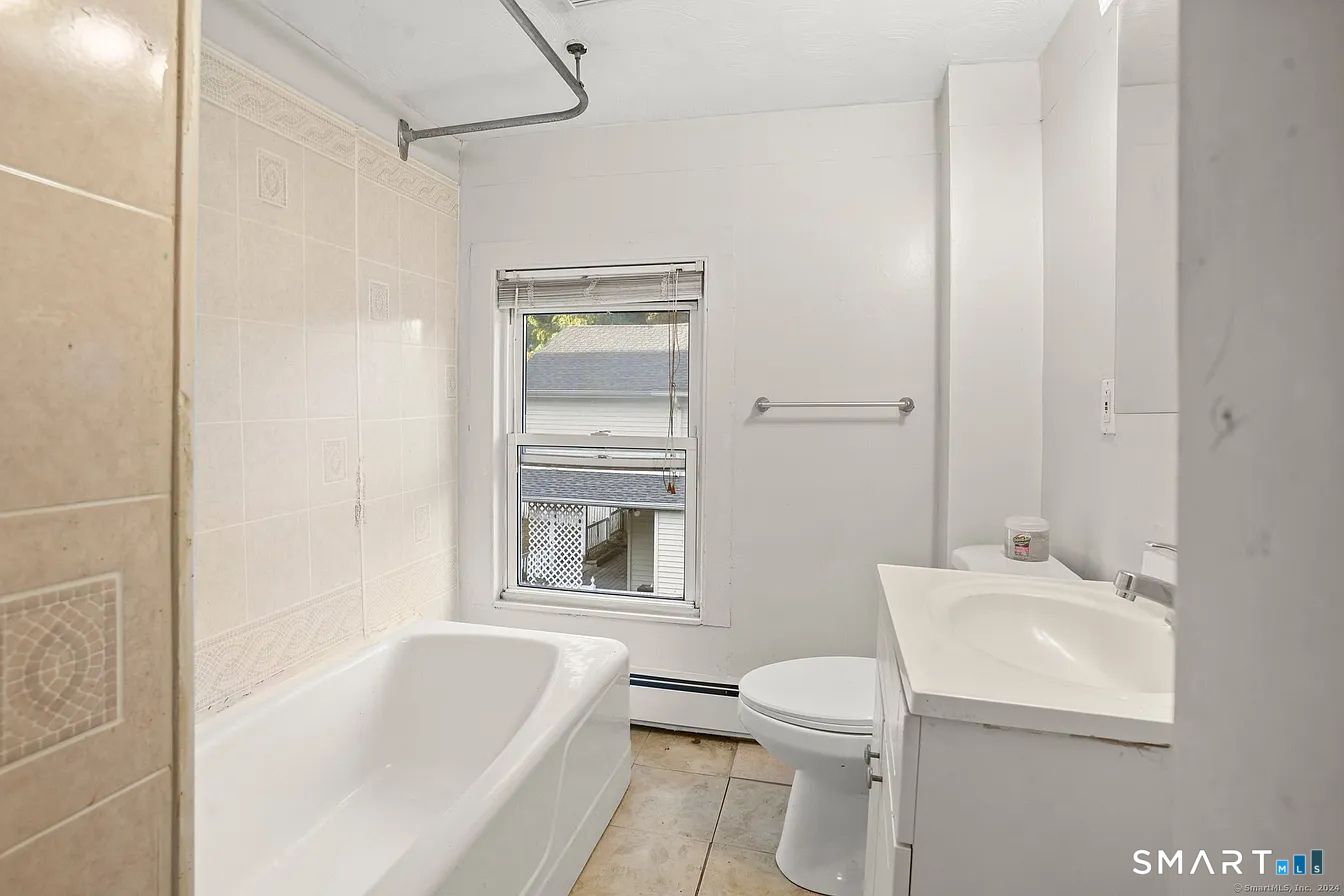 25 Pleasant Street Ansonia CT 06401