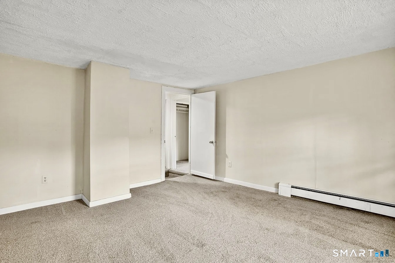 25 Pleasant Street Ansonia CT 06401
