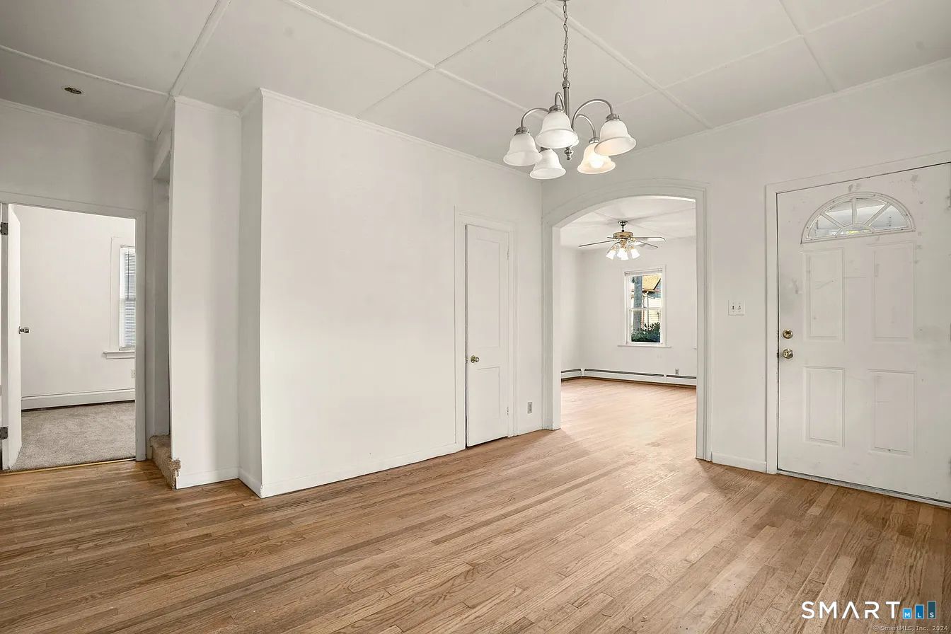 25 Pleasant Street Ansonia CT 06401