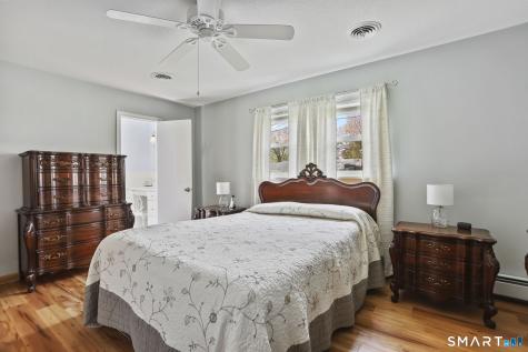 32 Condon Drive Ansonia CT 06401