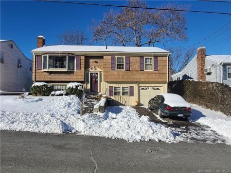 190 Horseshoe Drive Waterbury CT 06706