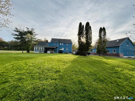 890 Daniels Farm Road Trumbull CT 06611