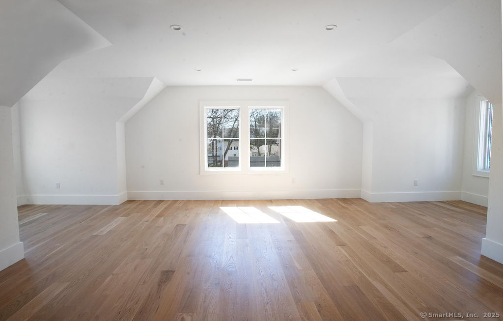 6 Down River Road New Canaan CT 06840