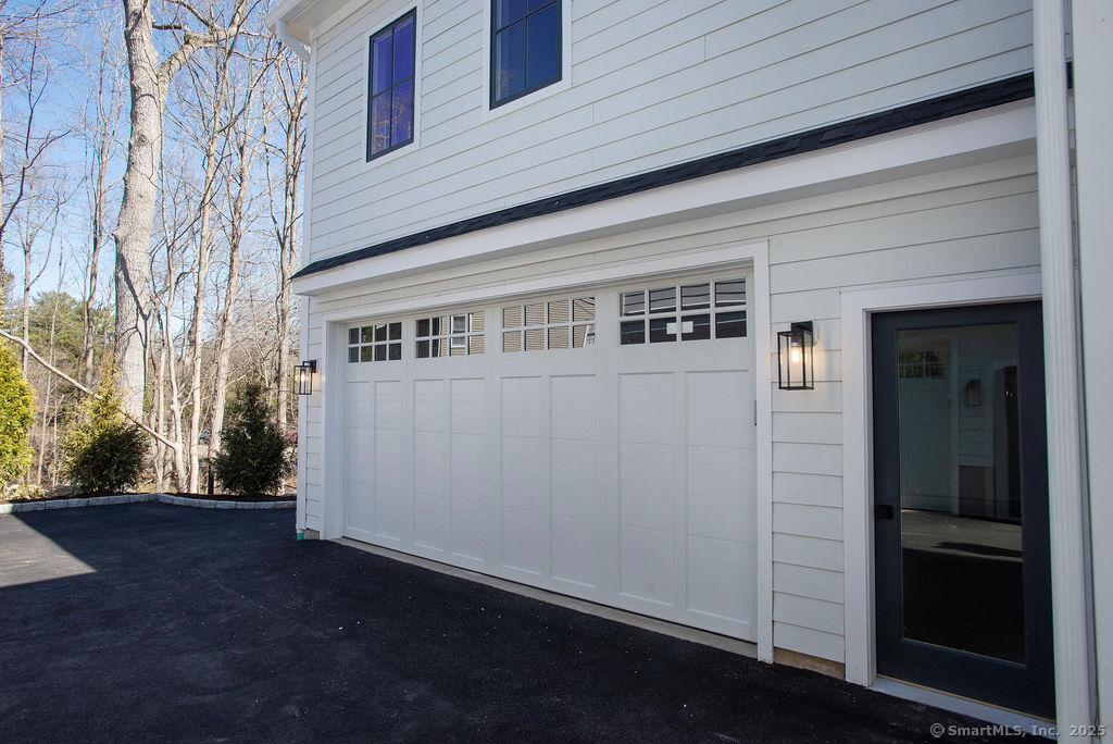 6 Down River Road New Canaan CT 06840