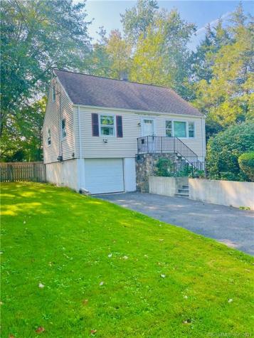 45 Lovatt Street Norwalk CT 06851