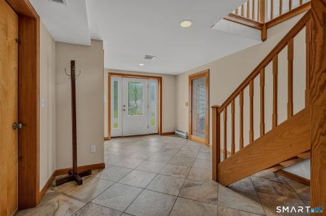 224 Shore Road Waterford CT 06385