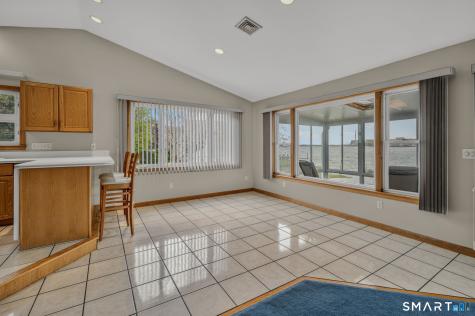 224 Shore Road Waterford CT 06385