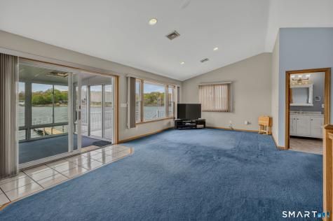 224 Shore Road Waterford CT 06385