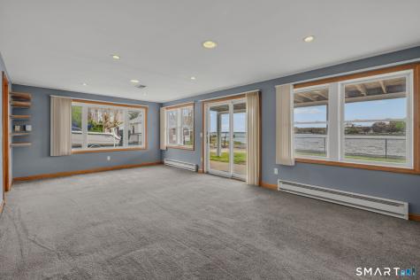 224 Shore Road Waterford CT 06385