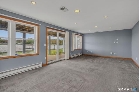 224 Shore Road Waterford CT 06385