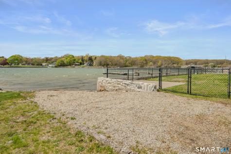 224 Shore Road Waterford CT 06385