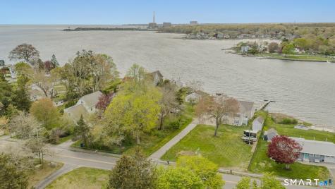224 Shore Road Waterford CT 06385