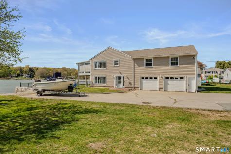 224 Shore Road Waterford CT 06385