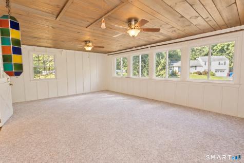 19 Crestwood Circle Farmington CT 06032
