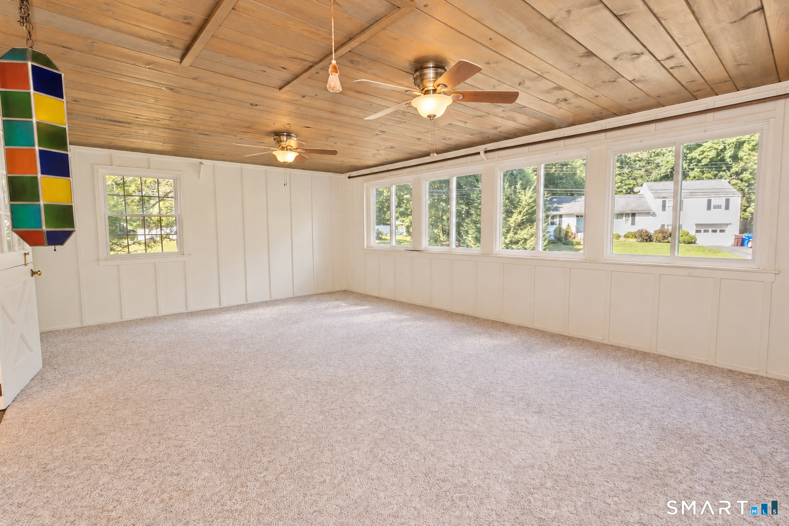 19 Crestwood Circle Farmington CT 06032
