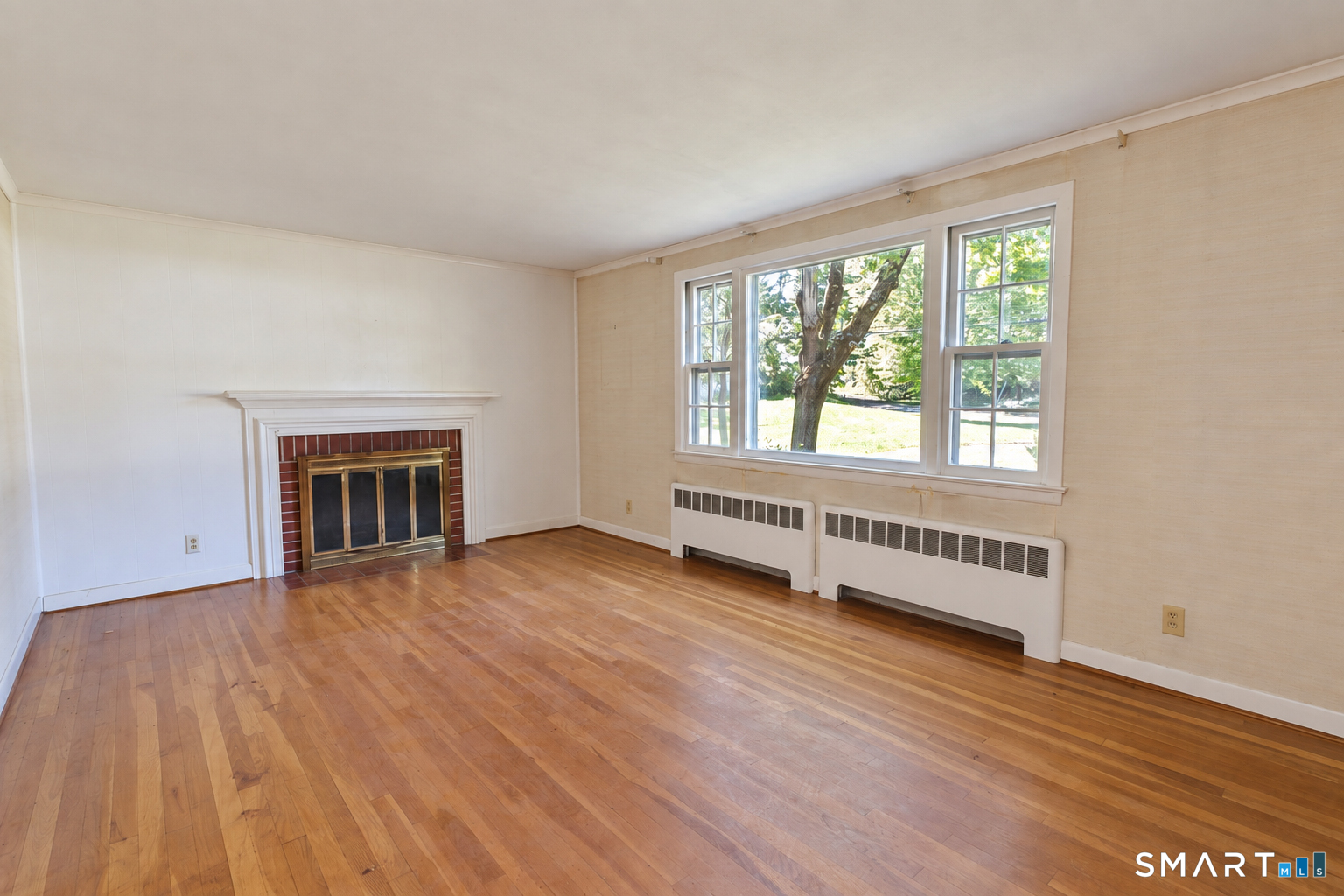 19 Crestwood Circle Farmington CT 06032