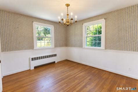 19 Crestwood Circle Farmington CT 06032