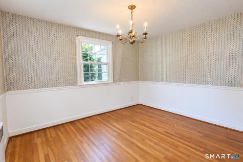 19 Crestwood Circle Farmington CT 06032