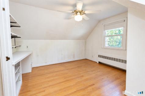 19 Crestwood Circle Farmington CT 06032