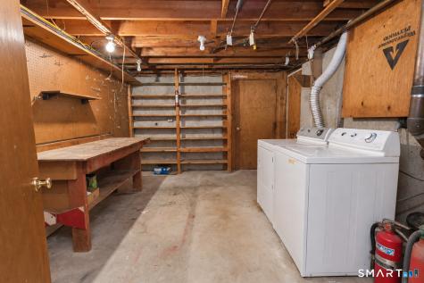 19 Crestwood Circle Farmington CT 06032