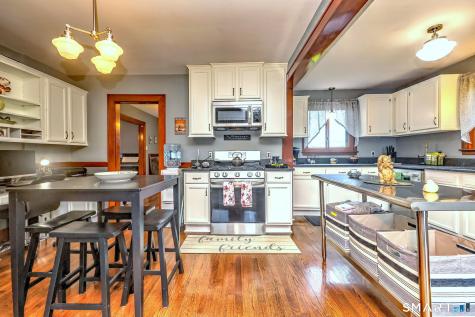 104 Grove Street Naugatuck CT 06770
