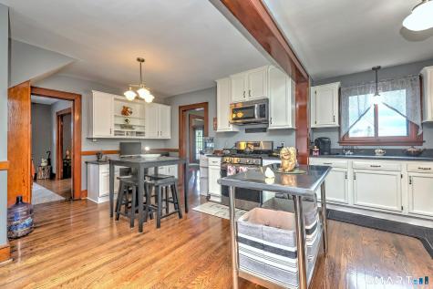 104 Grove Street Naugatuck CT 06770