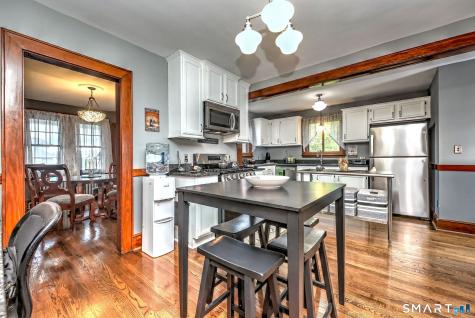 104 Grove Street Naugatuck CT 06770
