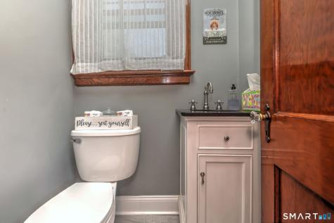 104 Grove Street Naugatuck CT 06770