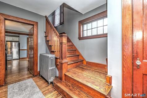 104 Grove Street Naugatuck CT 06770