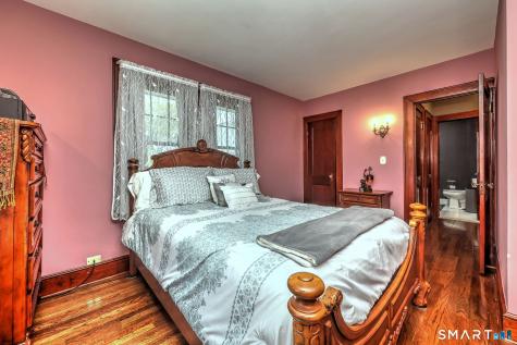 104 Grove Street Naugatuck CT 06770
