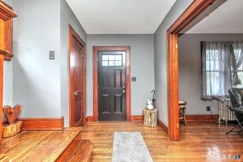 104 Grove Street Naugatuck CT 06770