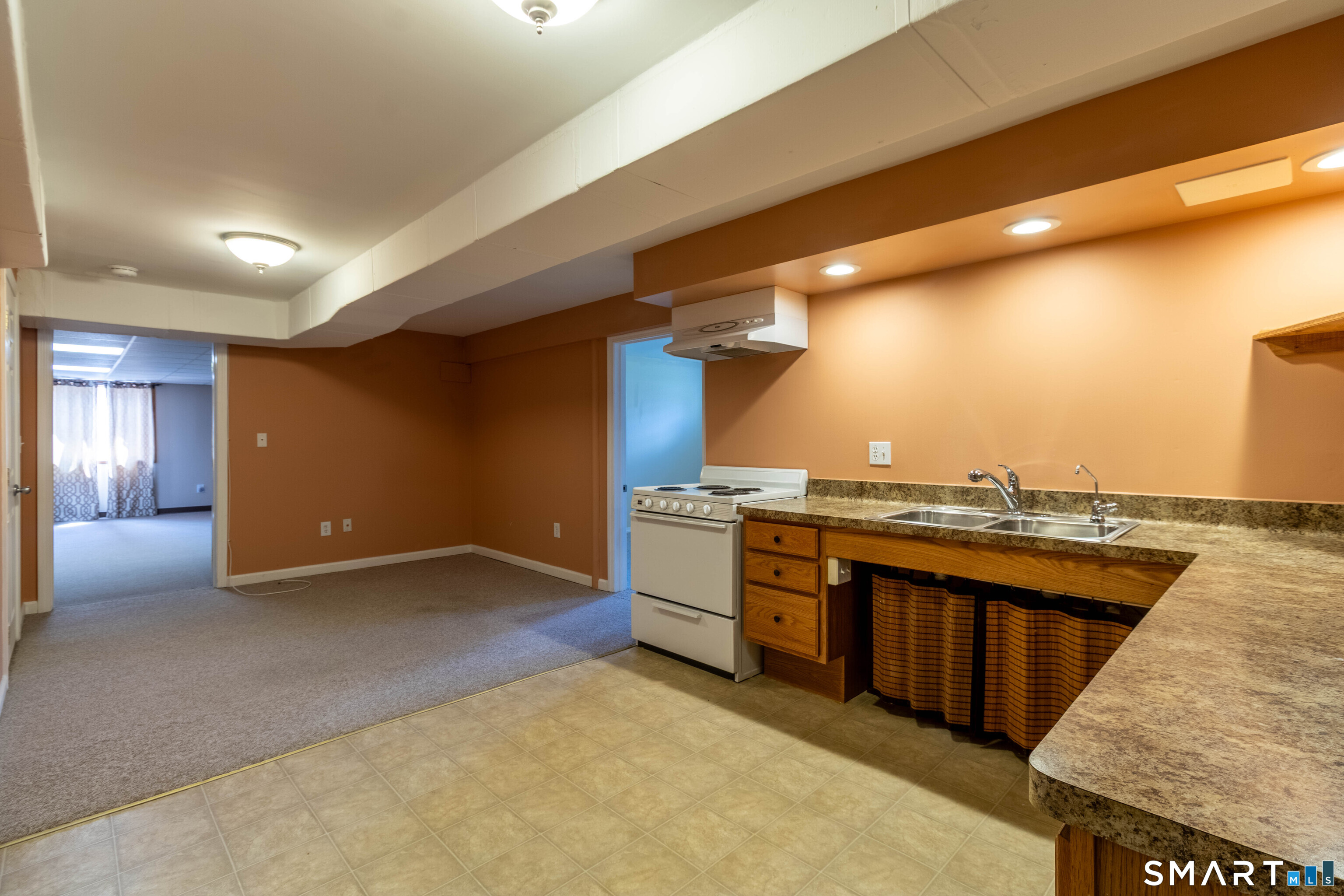 60 Abbe Road East Windsor CT 06088
