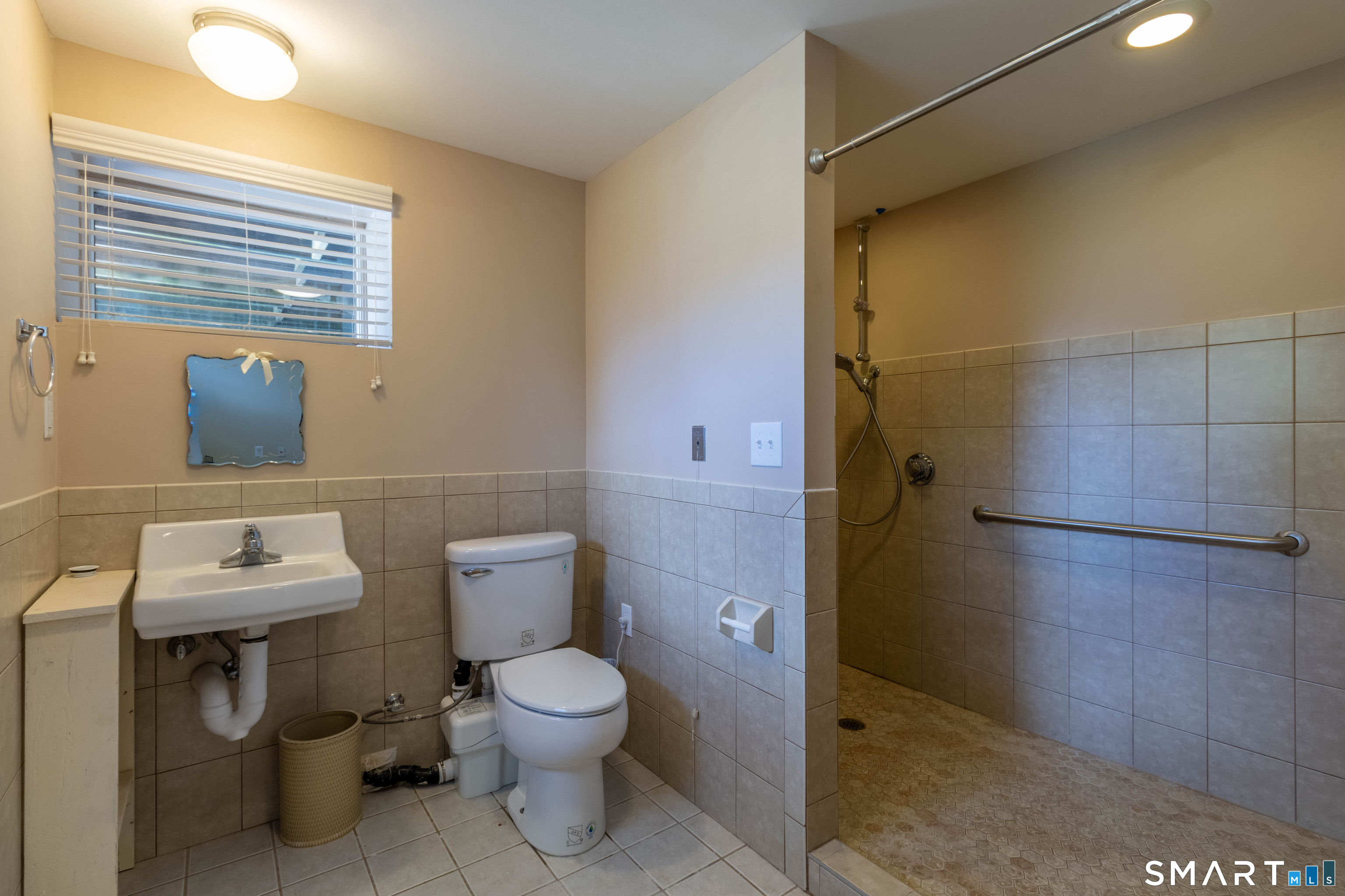60 Abbe Road East Windsor CT 06088