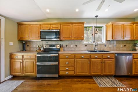 34 Pehr Lane Cheshire CT 06410