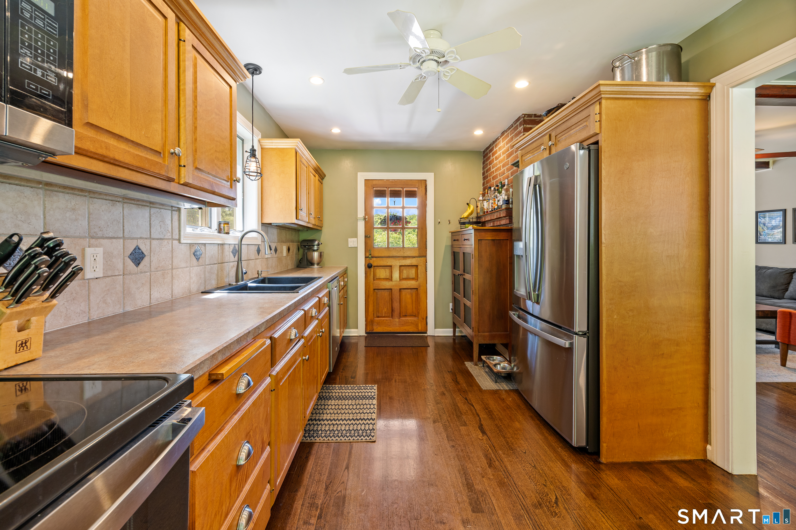34 Pehr Lane Cheshire CT 06410