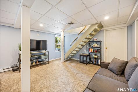 34 Pehr Lane Cheshire CT 06410
