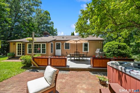 34 Pehr Lane Cheshire CT 06410